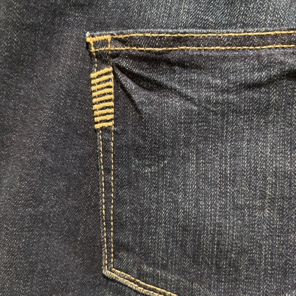 Paige Jimmy Jimmy Shorts Sz 31 Dark Wash Cutoff Denim Raw Hem Cuffed Shorty - Picture 6 of 11